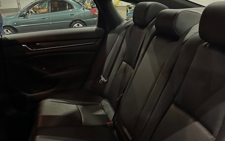Honda Accord IX рестайлинг, 2018 год, 2 600 000 рублей, 23 фотография