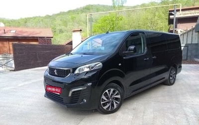 Peugeot Traveller I, 2018 год, 3 650 000 рублей, 1 фотография