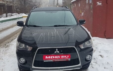 Mitsubishi Outlander III рестайлинг 3, 2012 год, 1 400 000 рублей, 1 фотография