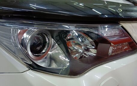 Toyota RAV4, 2013 год, 2 850 000 рублей, 8 фотография