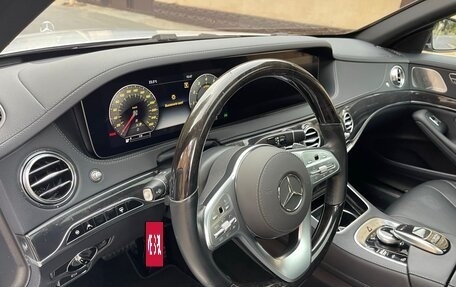 Mercedes-Benz S-Класс, 2019 год, 7 050 000 рублей, 4 фотография