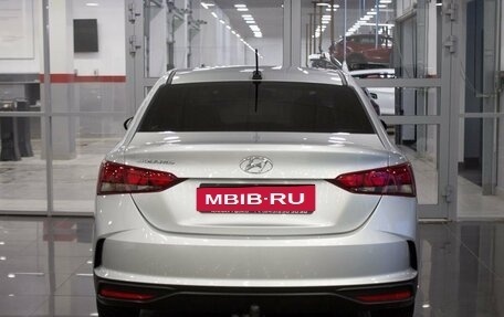 Hyundai Solaris II рестайлинг, 2021 год, 1 930 000 рублей, 4 фотография