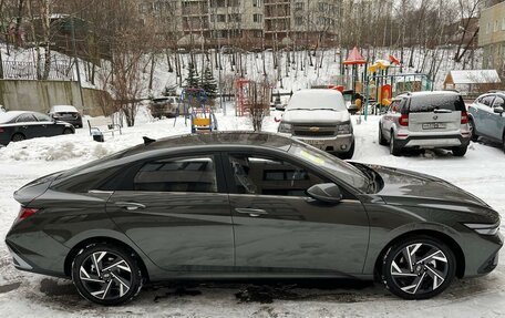Hyundai Elantra, 2024 год, 2 900 000 рублей, 3 фотография
