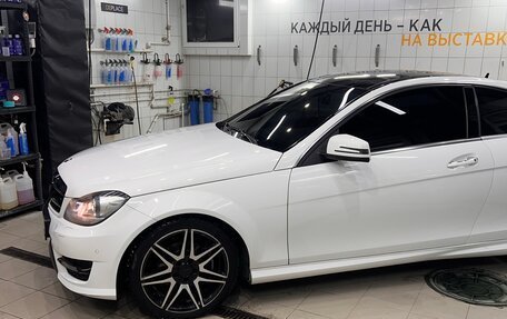 Mercedes-Benz C-Класс, 2013 год, 2 400 000 рублей, 4 фотография