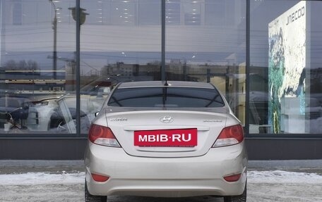 Hyundai Solaris II рестайлинг, 2013 год, 618 000 рублей, 5 фотография