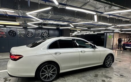 Mercedes-Benz E-Класс, 2021 год, 7 300 000 рублей, 2 фотография