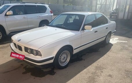 BMW 5 серия, 1992 год, 699 999 рублей, 15 фотография
