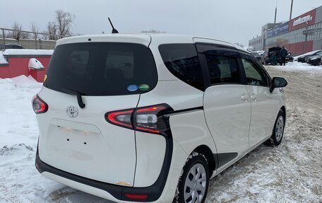 Toyota Sienta II, 2018 год, 1 658 000 рублей, 5 фотография