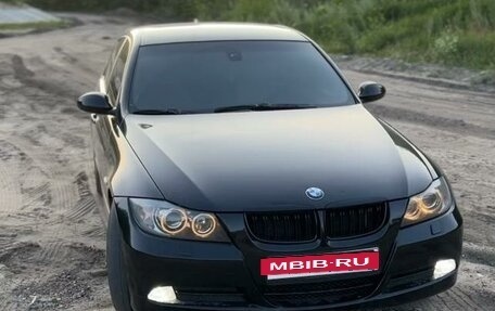 BMW 3 серия, 2008 год, 900 000 рублей, 26 фотография