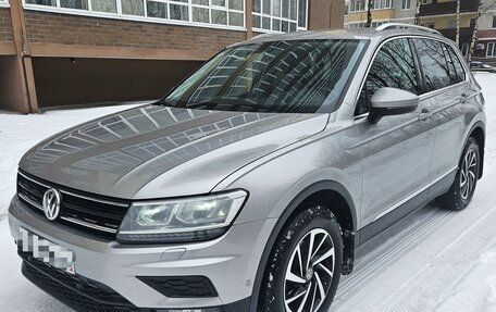 Volkswagen Tiguan II, 2018 год, 1 785 000 рублей, 1 фотография