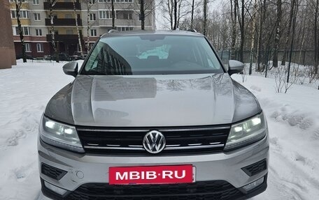 Volkswagen Tiguan II, 2018 год, 1 785 000 рублей, 6 фотография