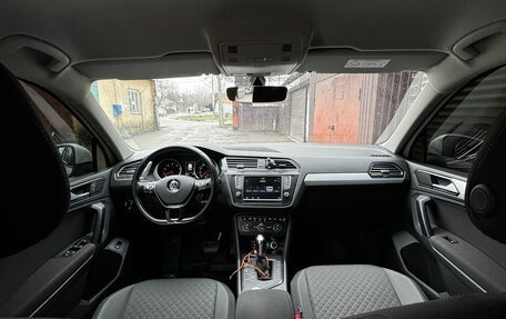 Volkswagen Tiguan II, 2017 год, 2 290 000 рублей, 11 фотография