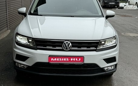 Volkswagen Tiguan II, 2017 год, 2 290 000 рублей, 2 фотография