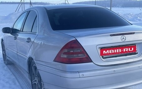 Mercedes-Benz C-Класс, 2001 год, 700 000 рублей, 3 фотография