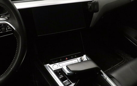 Audi e-tron I, 2020 год, 6 490 000 рублей, 16 фотография