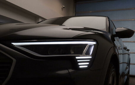 Audi e-tron I, 2020 год, 6 490 000 рублей, 33 фотография