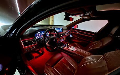 BMW 7 серия, 2015 год, 4 999 000 рублей, 23 фотография