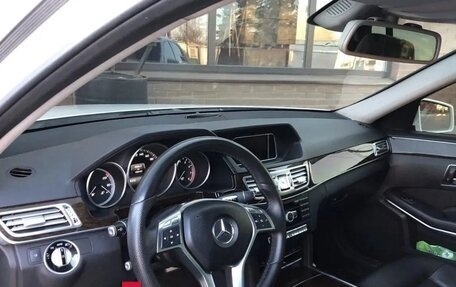 Mercedes-Benz E-Класс, 2013 год, 2 100 000 рублей, 9 фотография