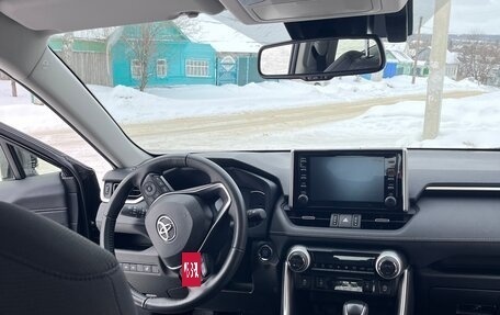 Toyota RAV4, 2022 год, 4 700 000 рублей, 12 фотография