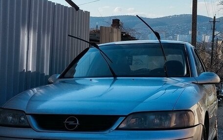 Opel Vectra B рестайлинг, 1999 год, 240 000 рублей, 1 фотография