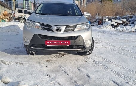 Toyota RAV4, 2013 год, 2 400 000 рублей, 24 фотография