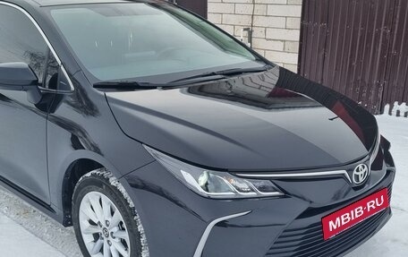 Toyota Corolla, 2019 год, 2 350 000 рублей, 3 фотография
