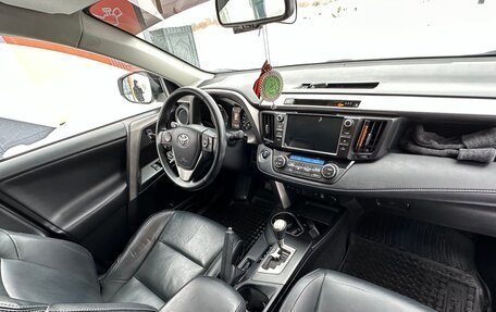 Toyota RAV4, 2018 год, 2 950 000 рублей, 7 фотография