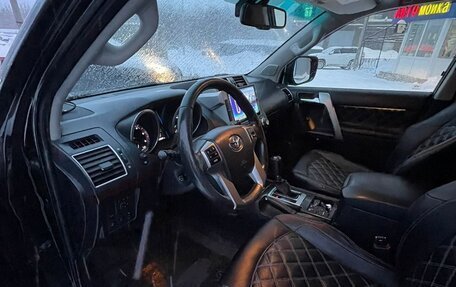 Toyota Land Cruiser Prado 150 рестайлинг 2, 2015 год, 4 500 000 рублей, 6 фотография