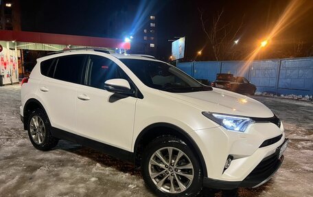 Toyota RAV4, 2017 год, 2 930 000 рублей, 7 фотография