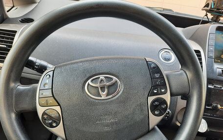 Toyota Prius, 2008 год, 850 000 рублей, 3 фотография