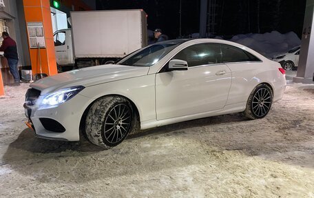 Mercedes-Benz E-Класс, 2013 год, 2 200 000 рублей, 4 фотография