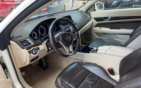 Mercedes-Benz E-Класс, 2013 год, 2 200 000 рублей, 13 фотография