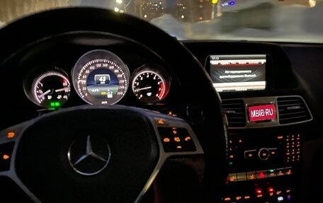 Mercedes-Benz E-Класс, 2013 год, 2 200 000 рублей, 10 фотография