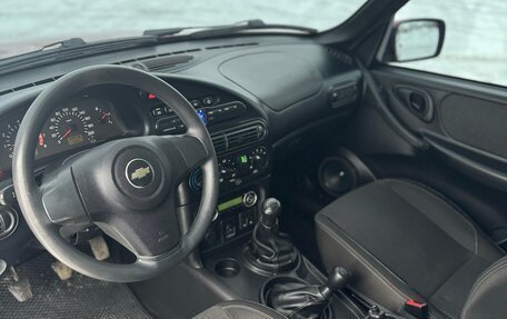 Chevrolet Niva I рестайлинг, 2017 год, 945 000 рублей, 18 фотография