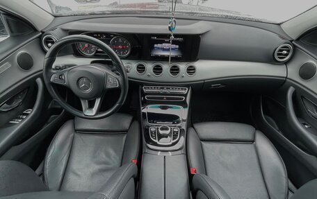 Mercedes-Benz E-Класс, 2018 год, 2 745 000 рублей, 14 фотография
