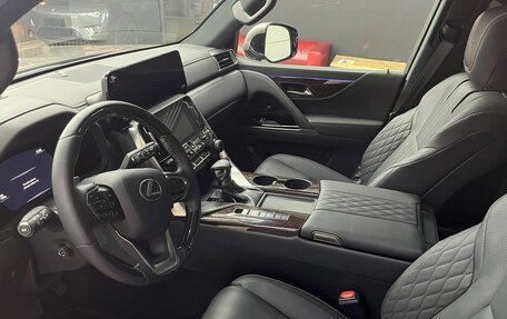 Lexus LX, 2023 год, 21 000 000 рублей, 7 фотография