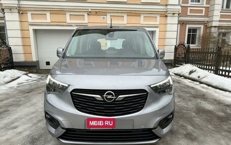 Opel Combo E, 2020 год, 2 146 000 рублей, 3 фотография