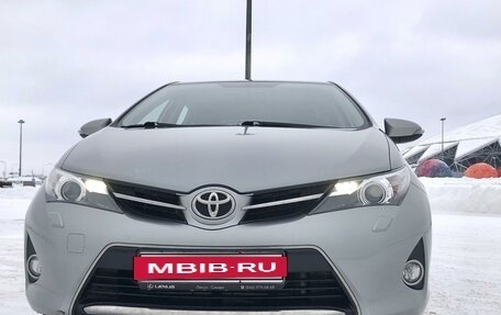 Toyota Auris II, 2013 год, 1 470 000 рублей, 4 фотография
