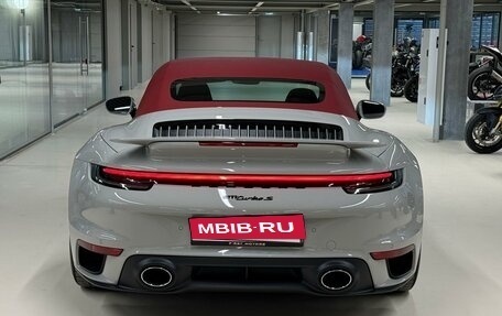 Porsche 911, 2022 год, 40 000 000 рублей, 6 фотография
