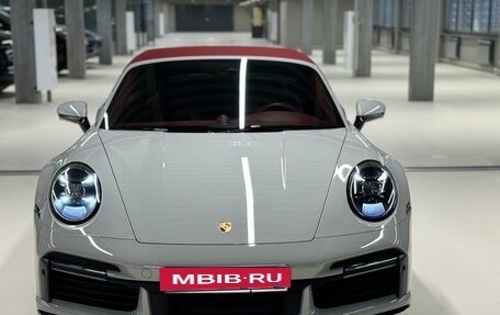 Porsche 911, 2022 год, 40 000 000 рублей, 10 фотография