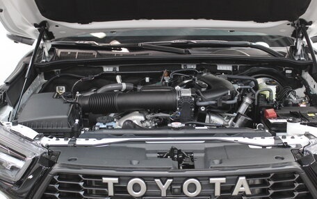 Toyota Hilux VIII, 2023 год, 7 700 000 рублей, 11 фотография