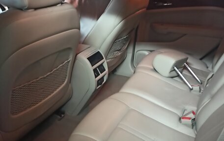 Cadillac SRX II рестайлинг, 2011 год, 1 400 000 рублей, 2 фотография