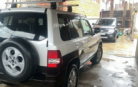 Mitsubishi Pajero iO, 2001 год, 880 000 рублей, 6 фотография