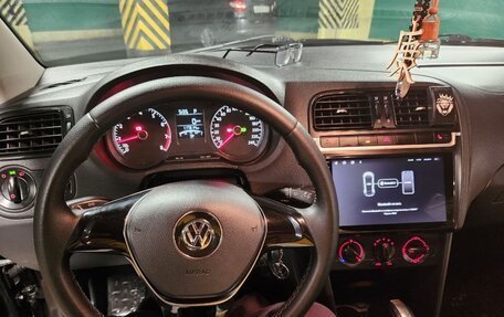 Volkswagen Polo VI (EU Market), 2018 год, 989 000 рублей, 8 фотография