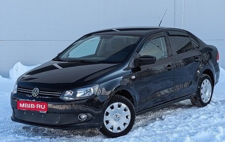 Volkswagen Polo VI (EU Market), 2013 год, 724 000 рублей, 1 фотография
