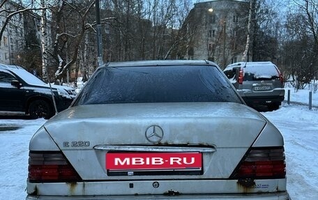 Mercedes-Benz E-Класс, 1995 год, 180 000 рублей, 5 фотография