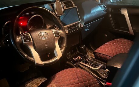 Toyota Land Cruiser Prado 150 рестайлинг 2, 2014 год, 3 200 000 рублей, 4 фотография