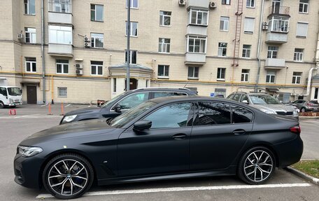 BMW 5 серия, 2020 год, 7 400 000 рублей, 2 фотография