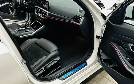 BMW 3 серия, 2021 год, 4 850 000 рублей, 13 фотография