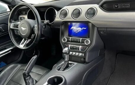 Ford Mustang VI рестайлинг, 2019 год, 3 000 000 рублей, 5 фотография